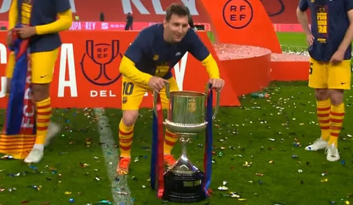 বার্সেলোনার হয়ে লিওনেল মেসি কতটি ট্রফি কত কত সালে জিতেছেন?